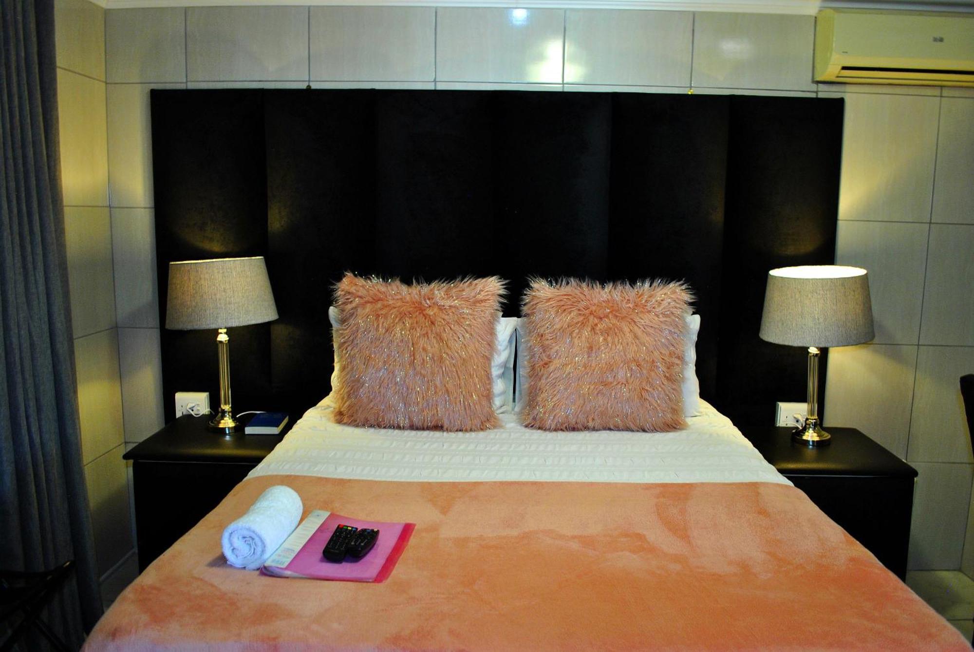 Lapologa Bed & Breakfast ซานีน ภายนอก รูปภาพ
