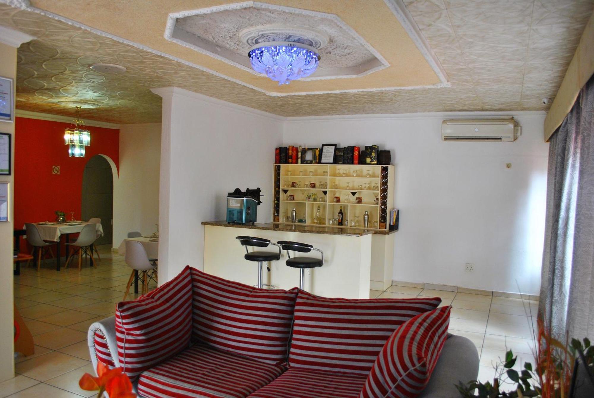 Lapologa Bed & Breakfast ซานีน ภายนอก รูปภาพ