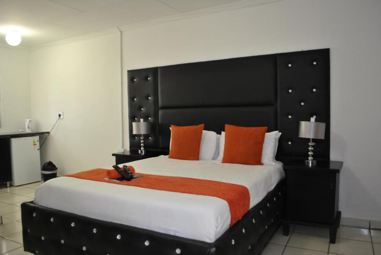 Lapologa Bed & Breakfast ซานีน ภายนอก รูปภาพ